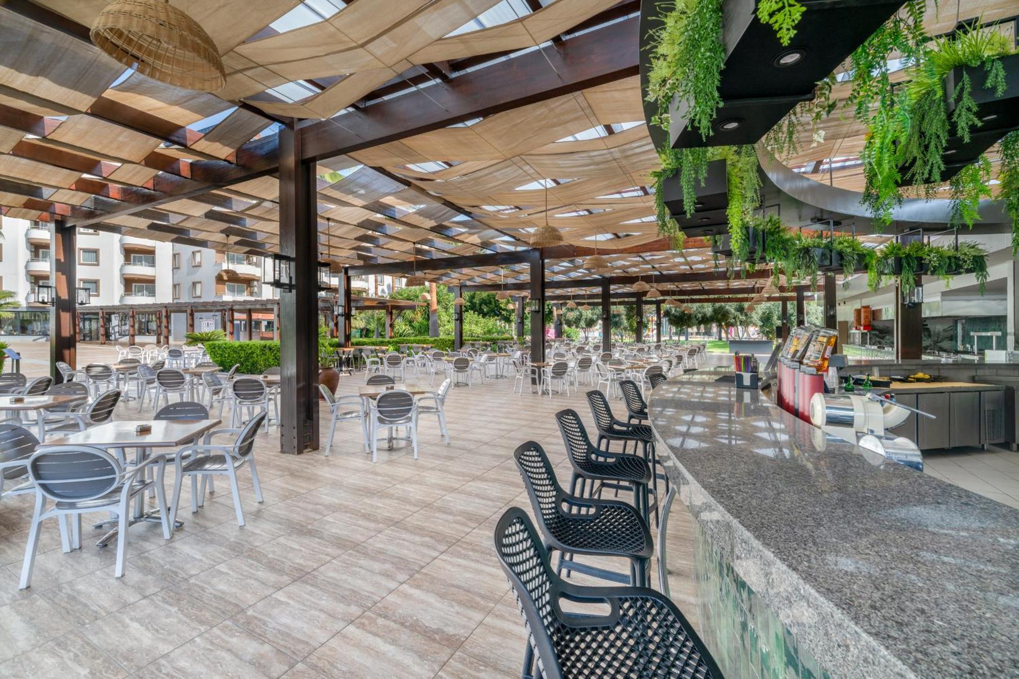 Royal Garden Beach Hotel Konaklı エクステリア 写真